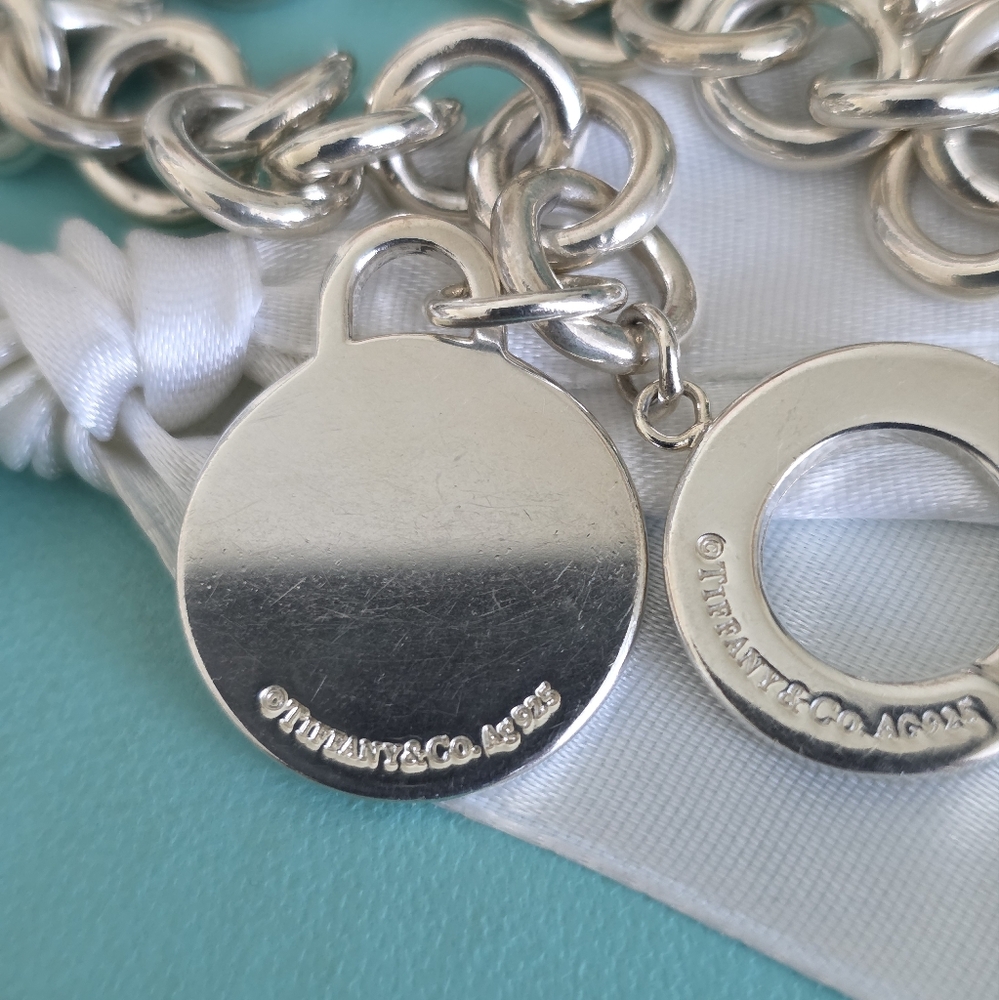 Initial R Round Tag Toggle Link Bracelet - image 5